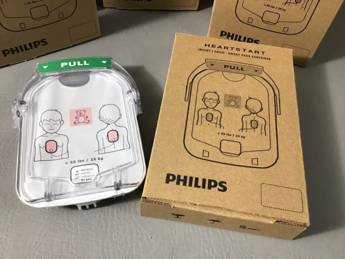 Philips HeartStart OnSite AED Infant/Child Electrode Defibrillation Pad Cartridge M5072A - Image 2